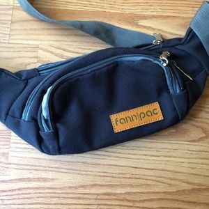 NEW! Black Fannipac